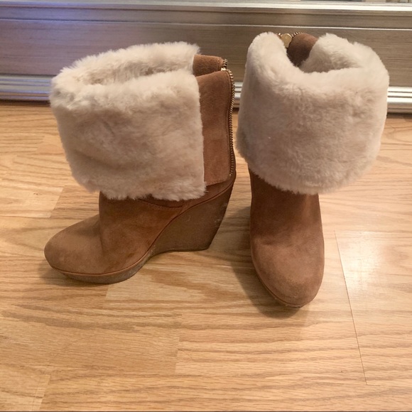 Michael Kors Shearling Boots - Picture 1 of 6